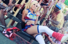 Jessica Nigri Lollipop Chainsaw Cosplay 02