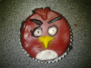 I made this red Angry Birds Cupcake