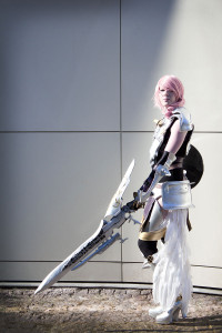 Lightning cosplay from FF XIII-2 in armor with sword