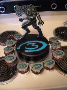 Halo 3 logo cakes