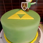 simple zelda triforce cake